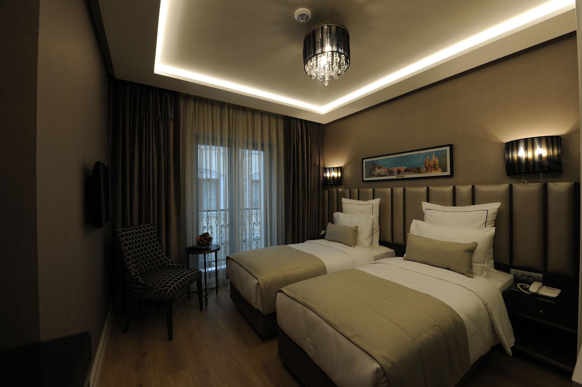 Le Petit Palace Hotel - Special Category Istanbul Exterior photo