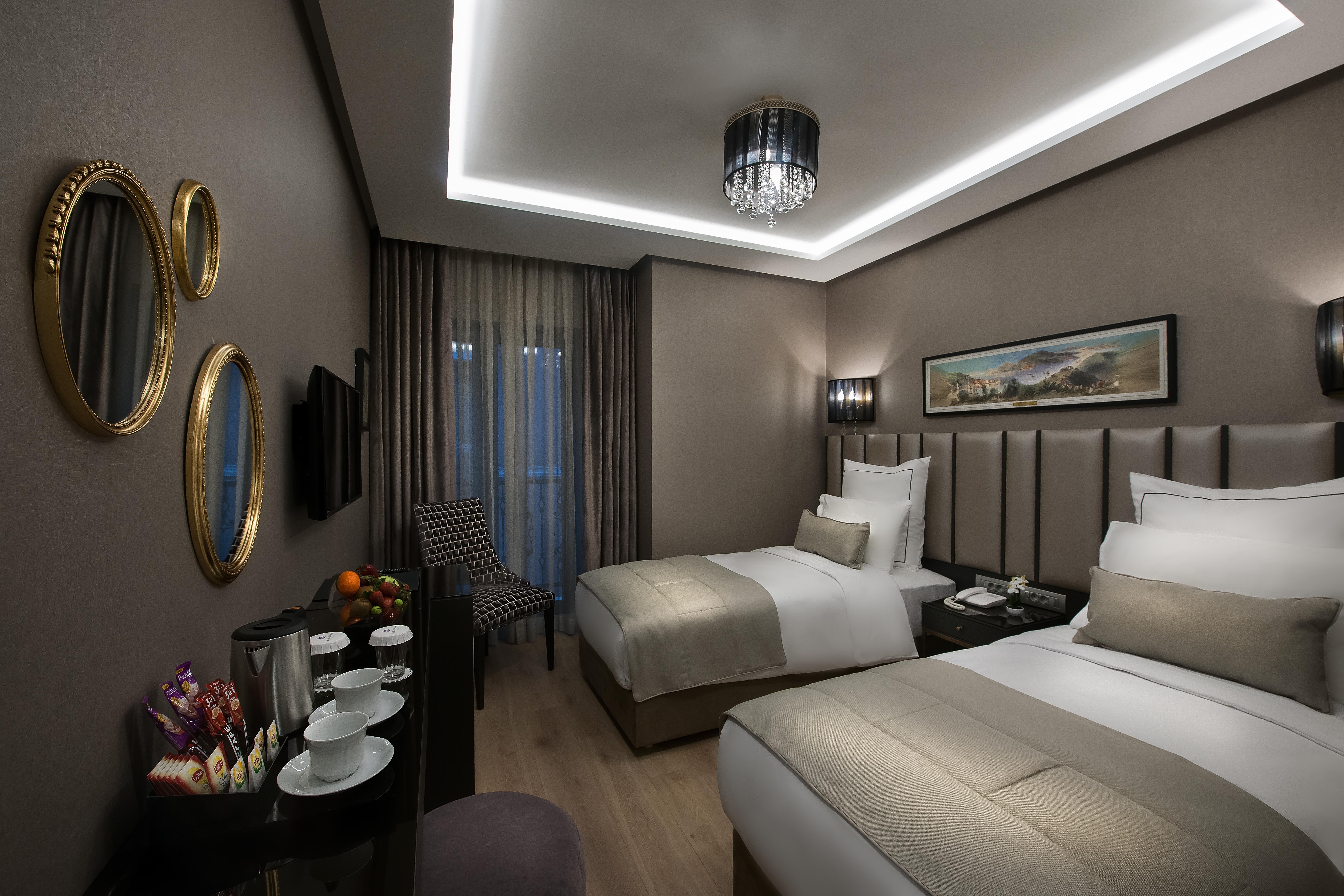 Le Petit Palace Hotel - Special Category Istanbul Exterior photo