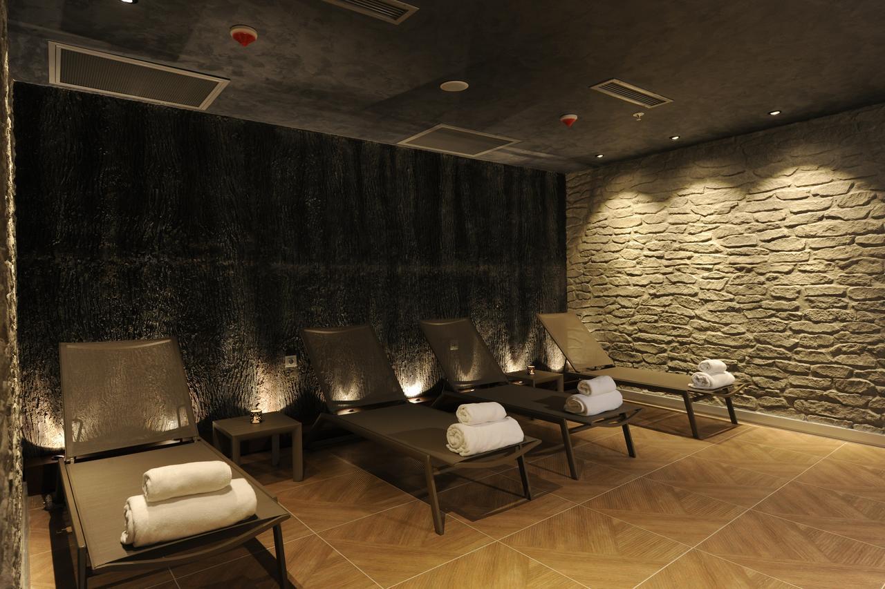 Le Petit Palace Hotel - Special Category Istanbul Exterior photo