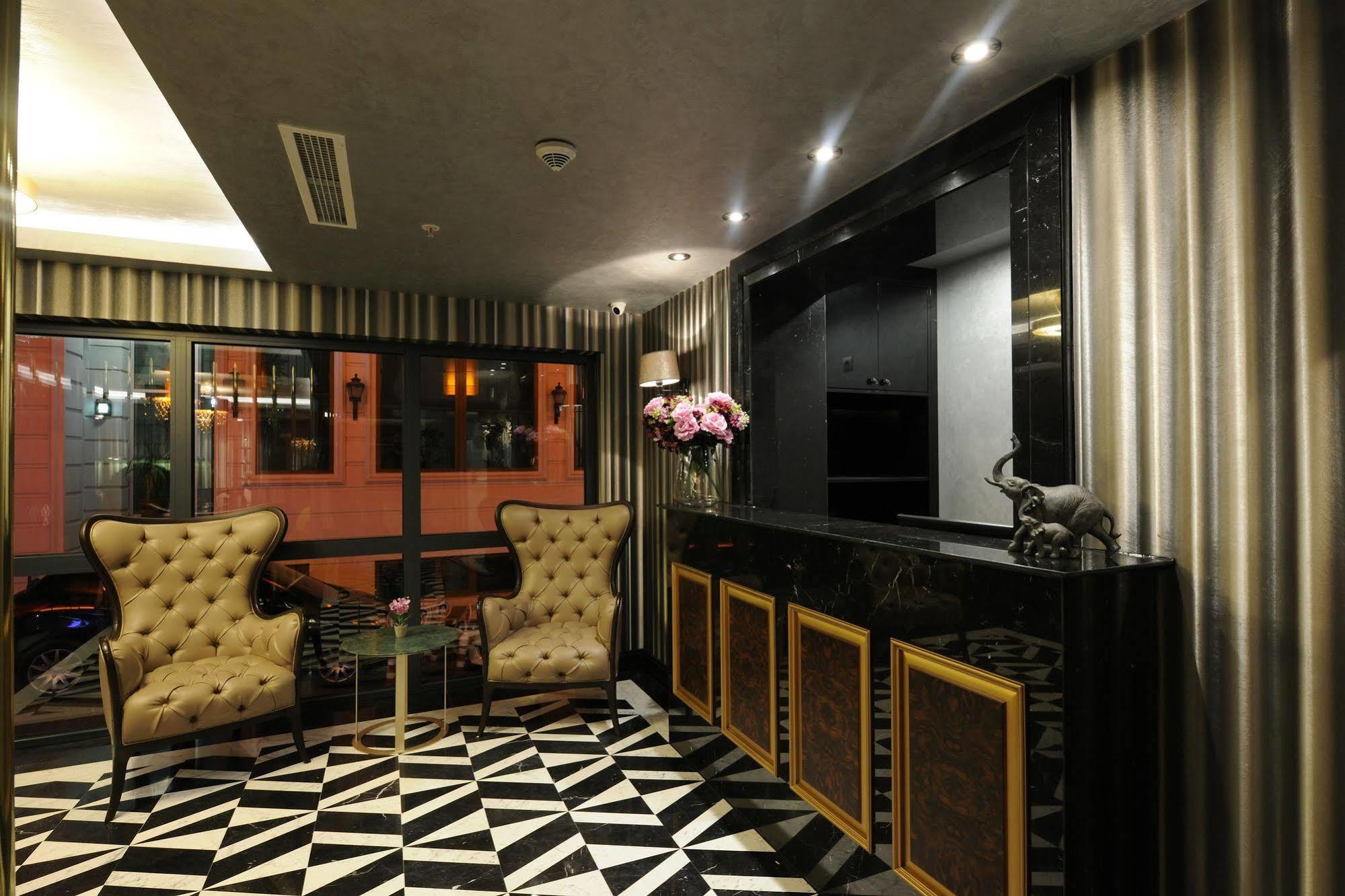 Le Petit Palace Hotel - Special Category Istanbul Exterior photo